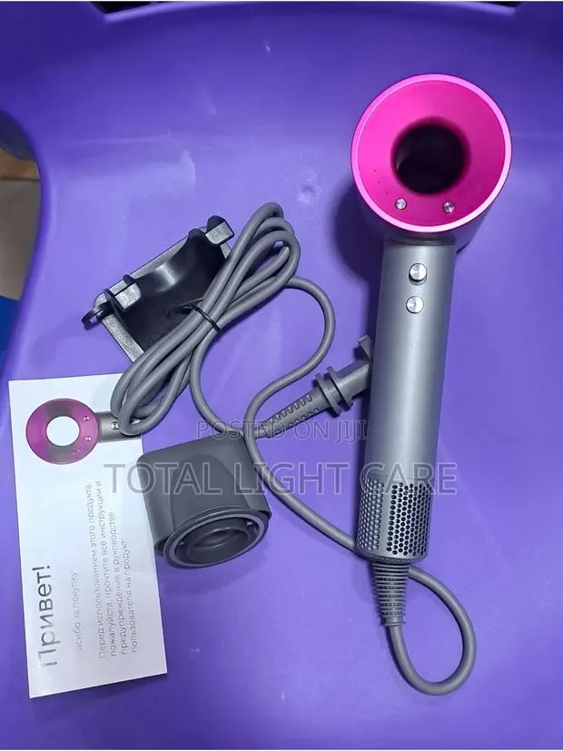 Leafless Hair Dryer · Photo 1