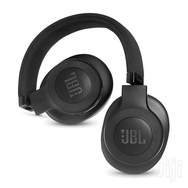 Jbl Wireless Over Ear Headphones · Photo 4
