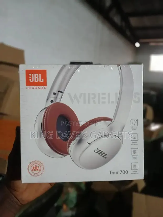 JBL Tour 700 Wireless Headphones · Photo 1