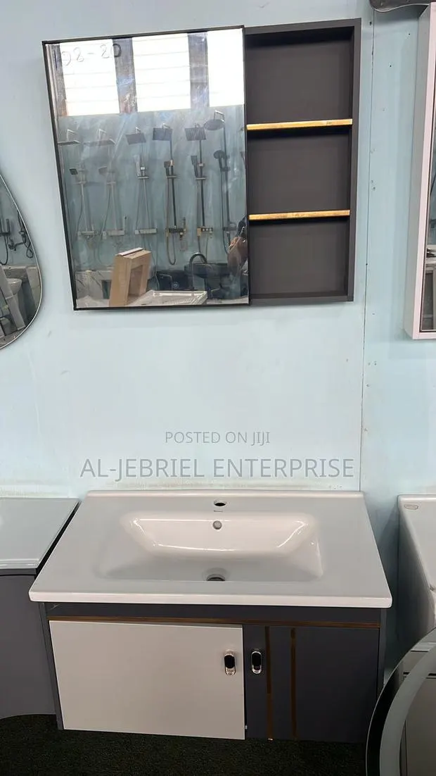 80cm Cabinet Basin · Photo 1