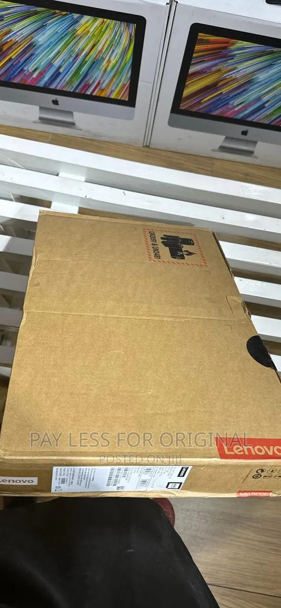 New Laptop Lenovo 16GB Intel Core I7 SSD 1T · Photo 1