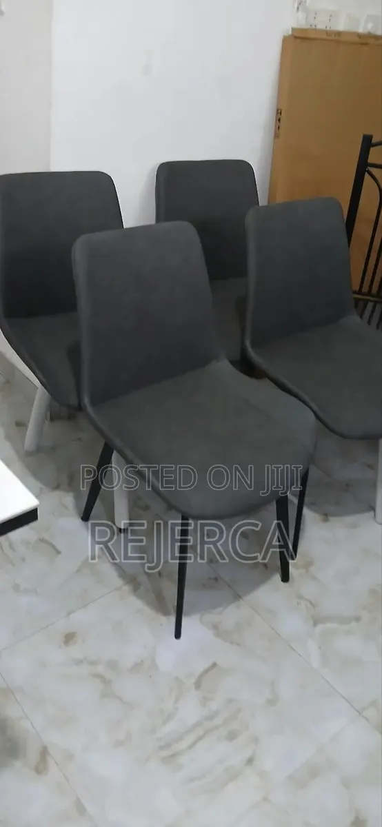 Brand New Dinning Chair · Photo 1