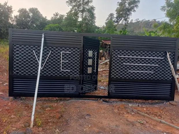 Logo Metal Galvanized Materials Gate · Photo 1