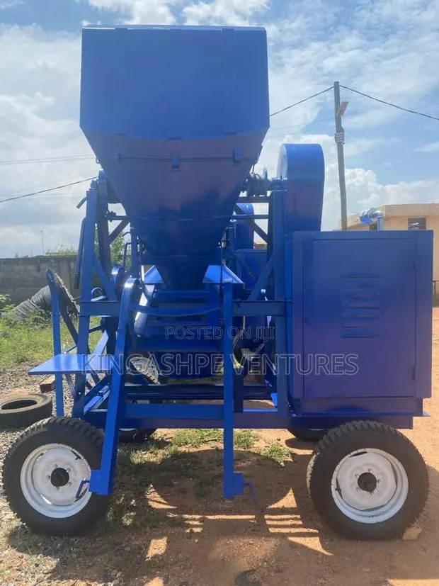 Concrete Mixer · Photo 2