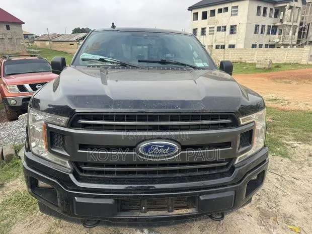 Ford F-150 XLT 4x4 SuperCab Styleside 6.5 ft. box 145 in. WB 2020 Black · Photo 1