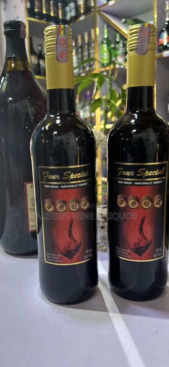 Four Special Natural Sweet Wine · Photo 1