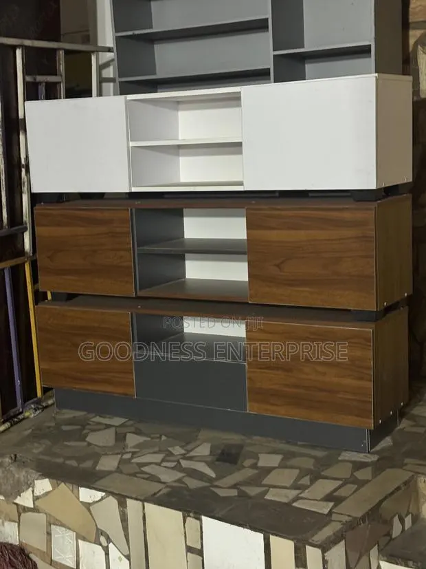 Laminated 5 Feet Long TV Stand
