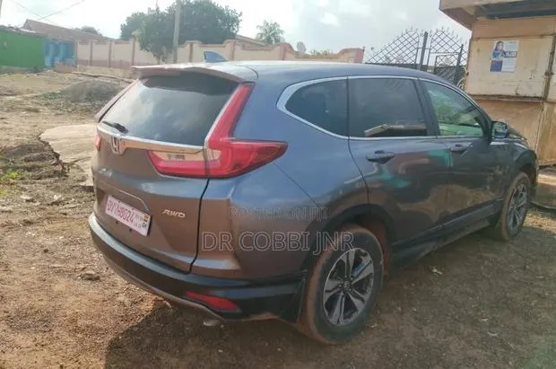 Honda CR-V 2017 Gray · Photo 1