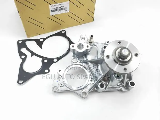 Original Toyota Hilux 1GD,2GD Water Pump Available · Photo 1