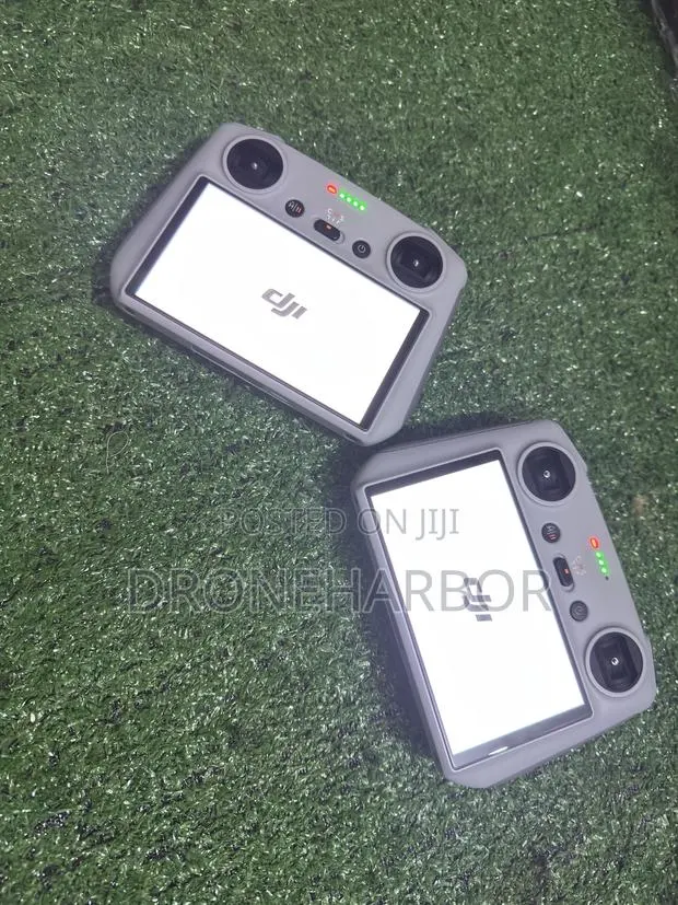 DJI RC Smart Controller · Photo 1