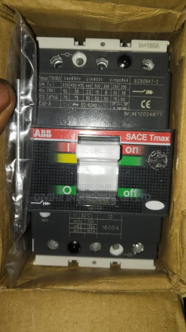 160a Breaker 3pole · Photo 1