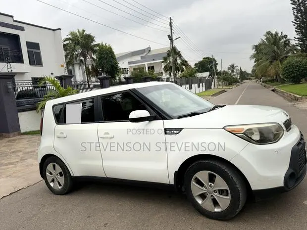 Kia Soul Base Hatchback 2016 White · Photo 1