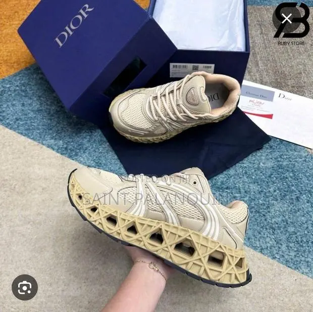 Dior B35 Nxxt Sneaker Beige · Photo 1