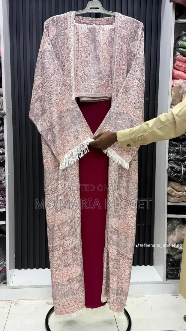 Pashmina Abaya · Photo 1