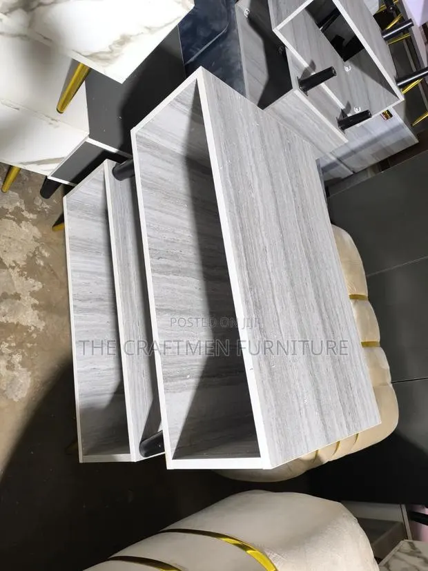 Foreign Laminated Wood Center Table · Photo 1