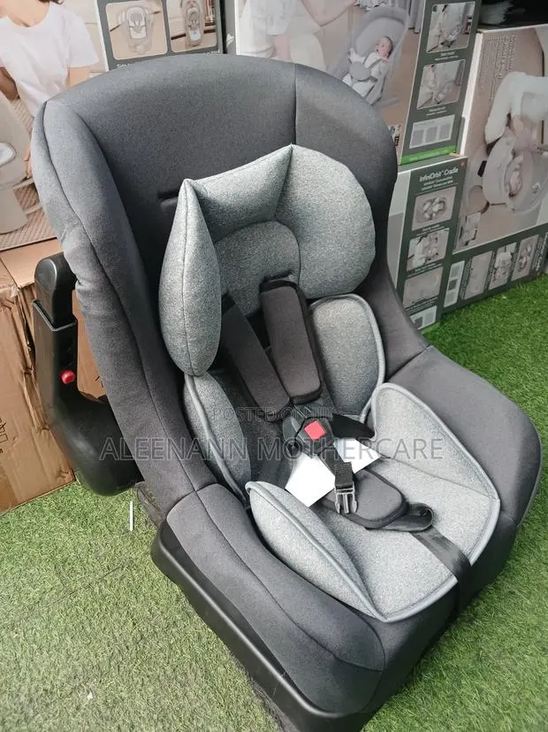 Babys Car Seat · Photo 1