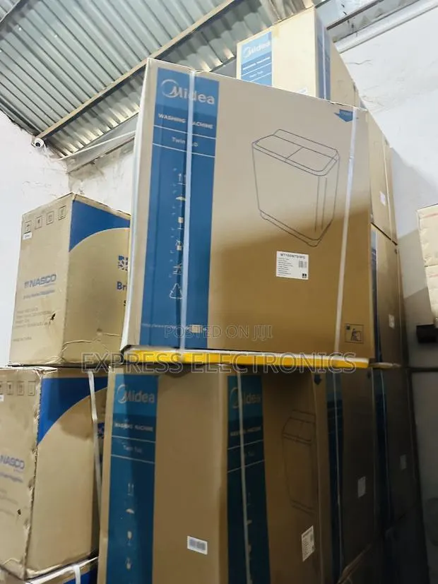 7kg Topload Twintub Washing Machine Midea White · Photo 1