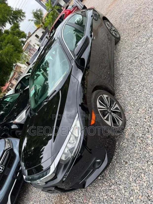Honda Civic EX-L Sedan 2018 Black · Photo 1