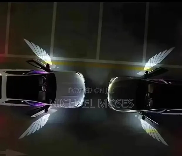 BMW Door Logo · Photo 1