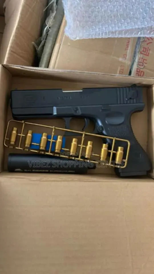 Manual Pistol Soft Bullet Toy Gun Airsoft · Photo 1