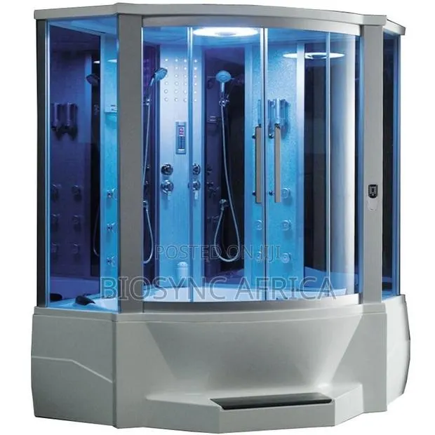 Jacuzzi Steam Cabin · Photo 1
