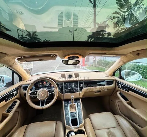 Porsche Macan 2017 White · Photo 1