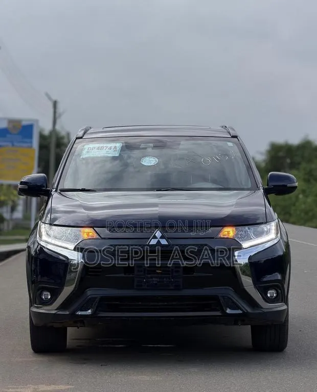 Mitsubishi Outlander 2020 Blue · Photo 1