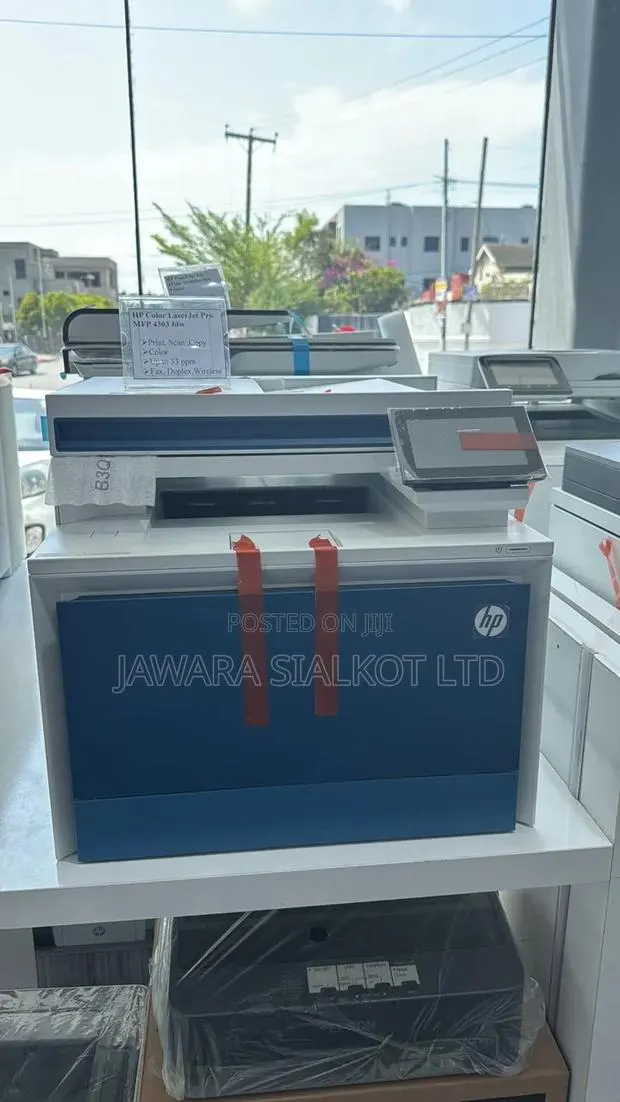 Hp Colour Laser Jet Pro MFP 4303 FDW Wirless · Photo 1
