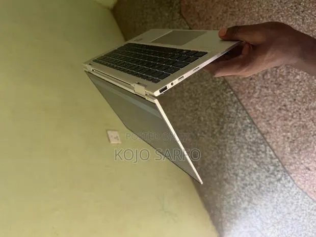 Laptop HP EliteBook x360 1030 G4 8GB Intel Core i5 SSD 256GB · Photo 1