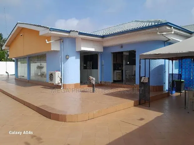 5bdrm House in Achimota for rent · Photo 1