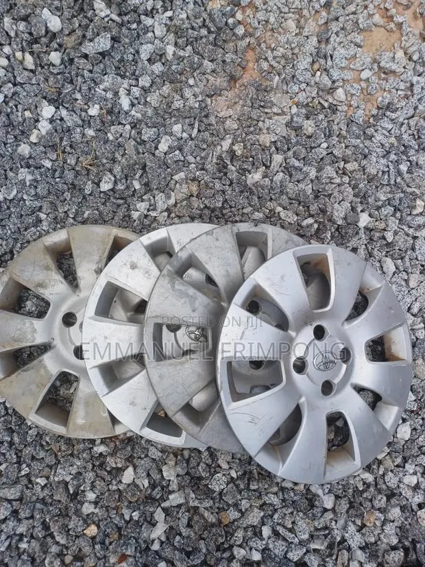 Rim 16 Toyota Wheel Caps · Photo 1