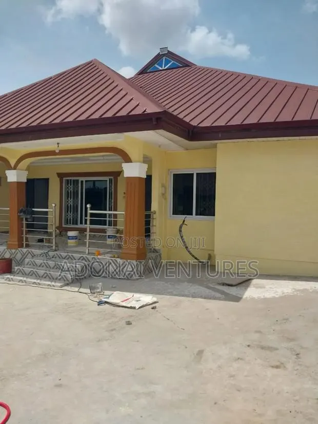 5bdrm House in I P T, Kumasi Metropolitan for sale · Photo 1