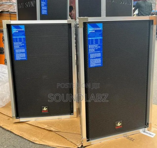 Pair Of High Sound N215 Professional Half-range Speakers. · Photo 1