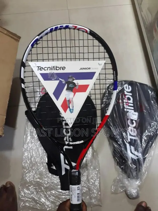 Junior Kids Tennis Racket Original Babolat Delivery · Photo 1