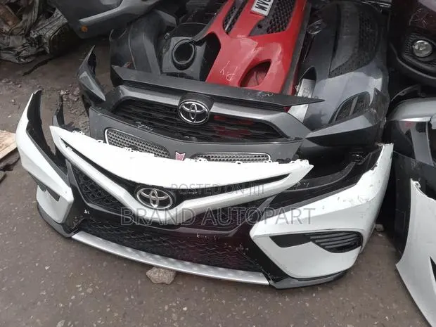 Camry Spider Spec Front Bumper Complete · Photo 1