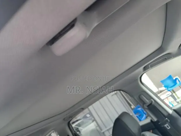 Honda CR-V Touring AWD 2019 Silver · Photo 1