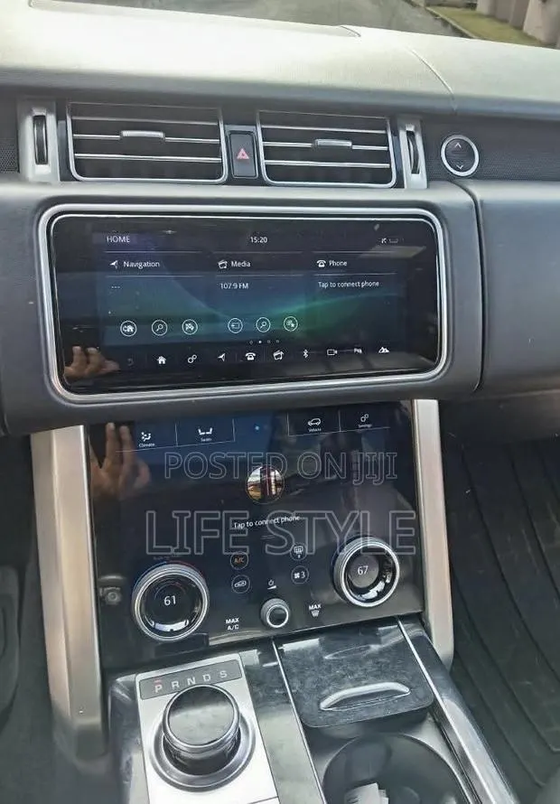 Land Rover Range Rover Vogue 2019 Silver · Photo 1