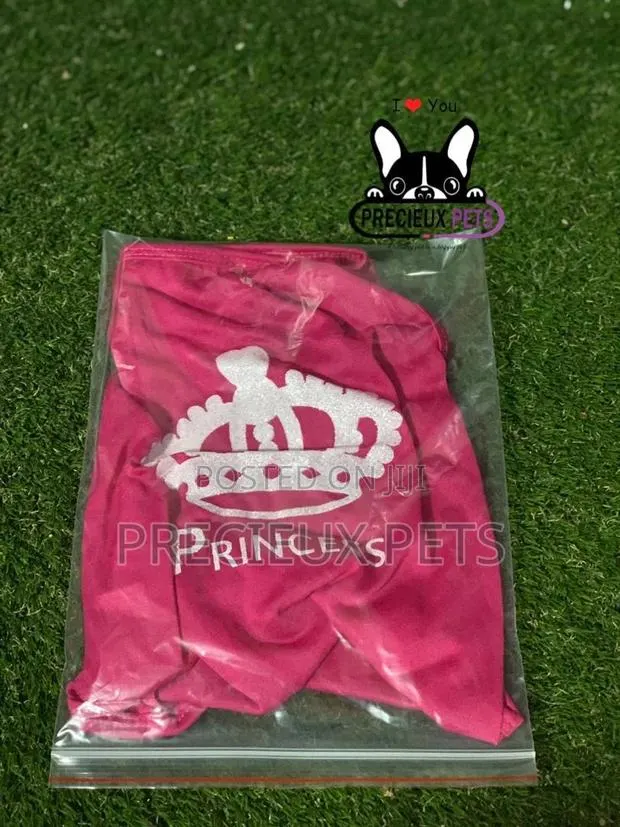 Toy Dog Clothing Series 3 · Photo 1