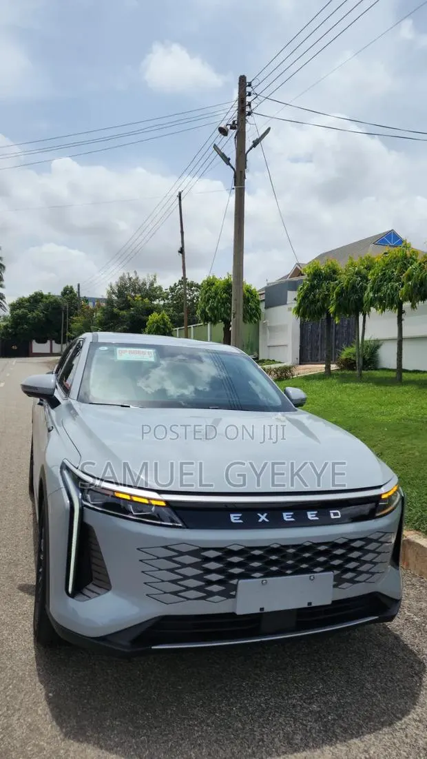 Exeed TXL 2024 Gray · Photo 2