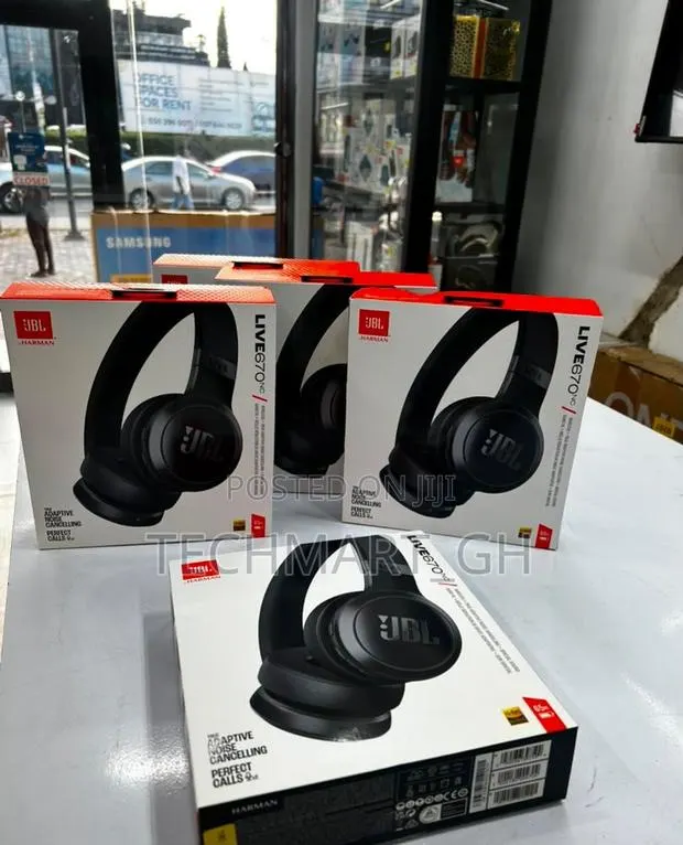 JBL Live 670 Noise Cancellation · Photo 1