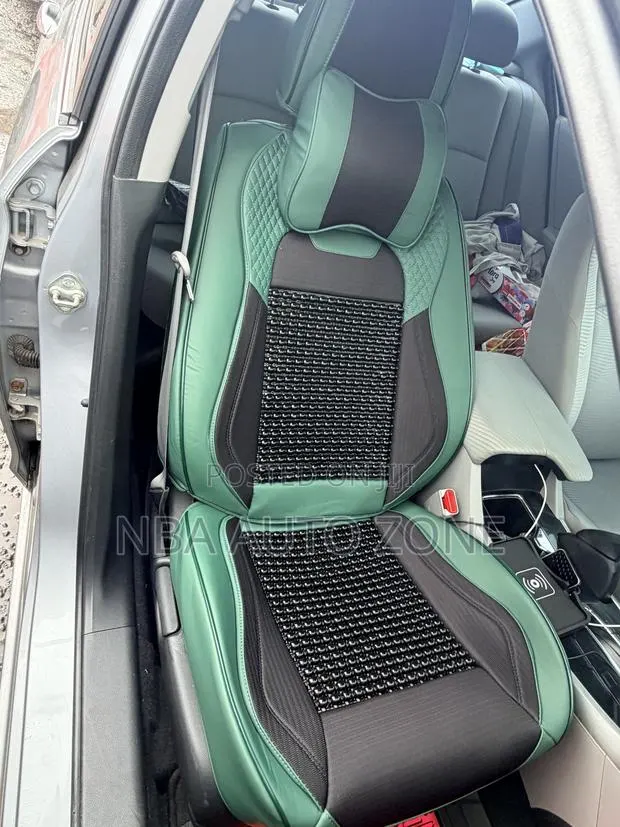 Honda Accord 2017-2022 Seat Covers Complete · Photo 1