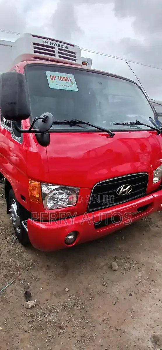 Clean Hyundai Mighty 2013 Model · Photo 1