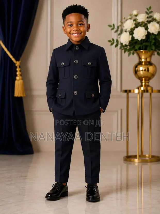 Boys Safari Suit · Photo 2