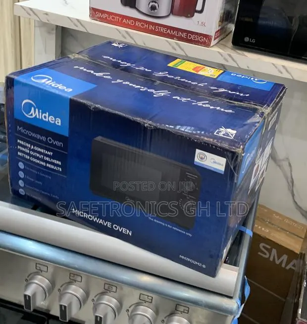 Elegant Black Midea 20ltr Microwave With Grill – Mg720cfb · Photo 1