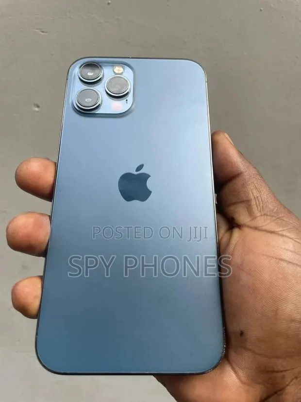 Apple iPhone 12 Pro Max 128 GB Blue · Photo 1
