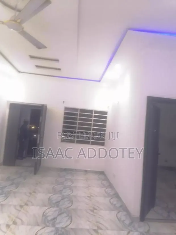 2bdrm Apartment in Spintex Kotobabi No2, Baatsona Total for rent · Photo 1