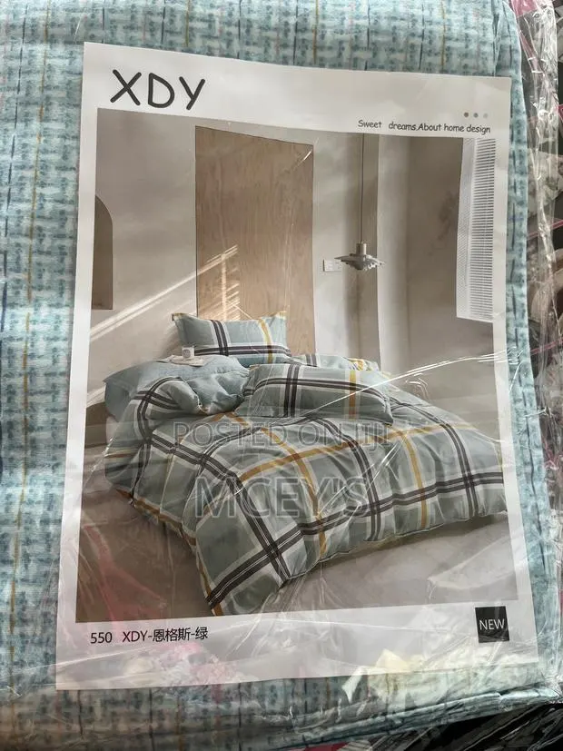 Luxury Queen Size Duvet Set ( 4pcs) · Photo 1