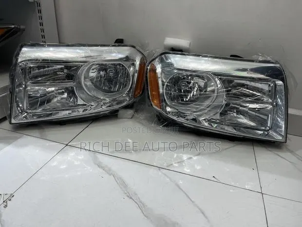 Honda Pilot 2012-2015 Headlight 2012, 2013, 2014, 2015, 2016 Headlight · Photo 1