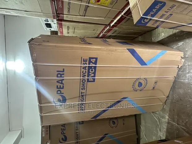 PVC-74 568L Pearl Display · Photo 1