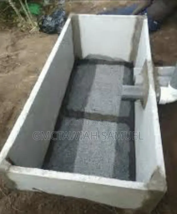 Original Biodigester Toilets Man · Photo 1